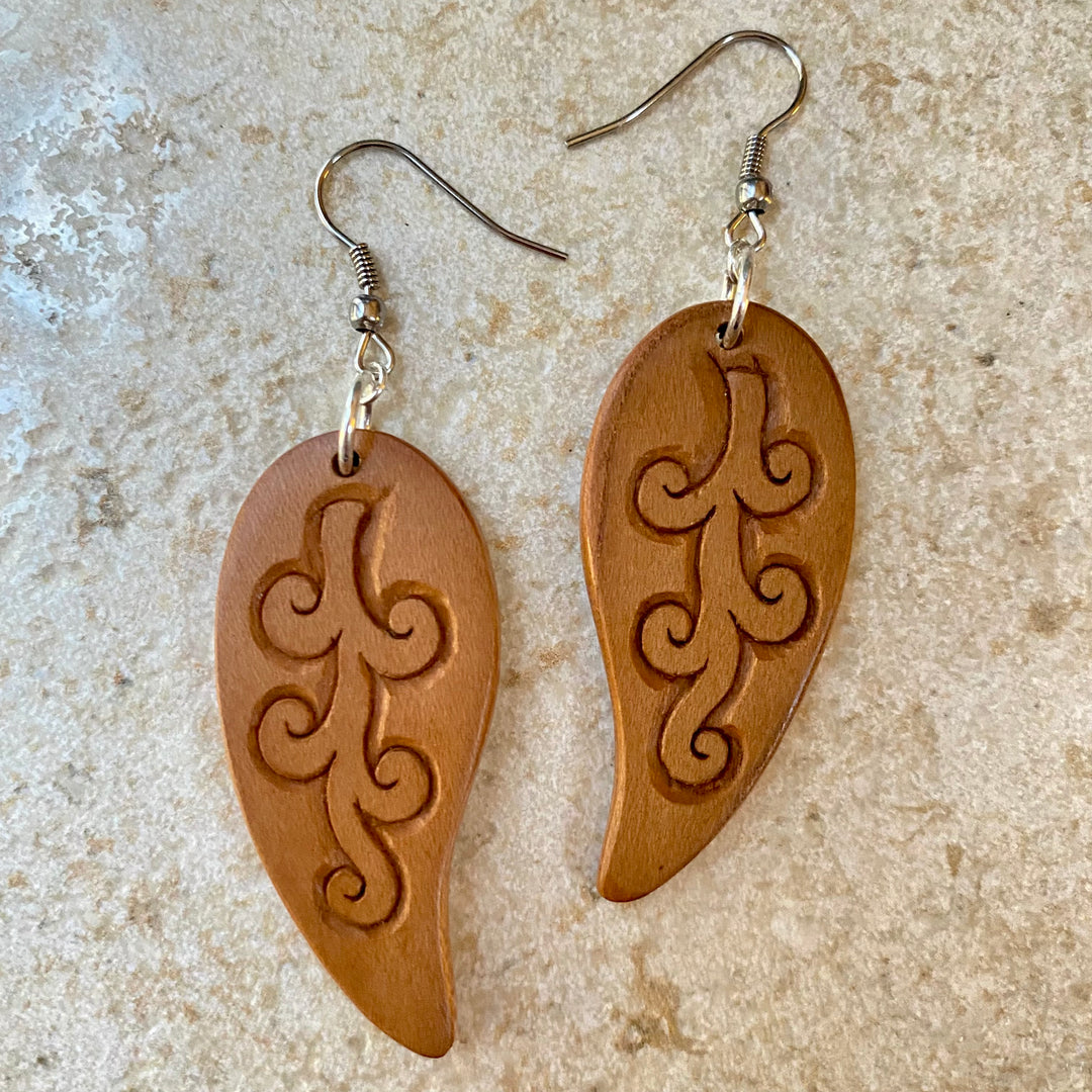 Handcarved Wooden Earrings-Tree Pattern-Apricot | HoonArts