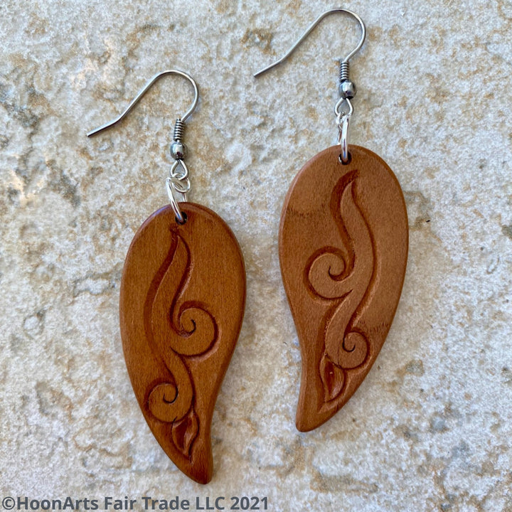 Hand Carved Earrings -Leaf with Swirl | HoonArts 1