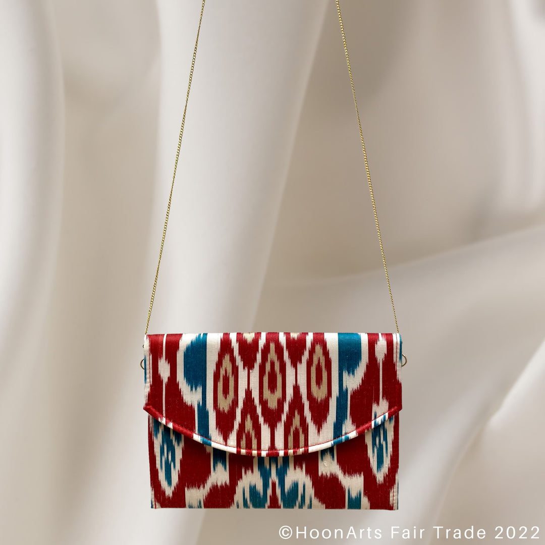 Red, White & Blue Ikat Clutch chain sling