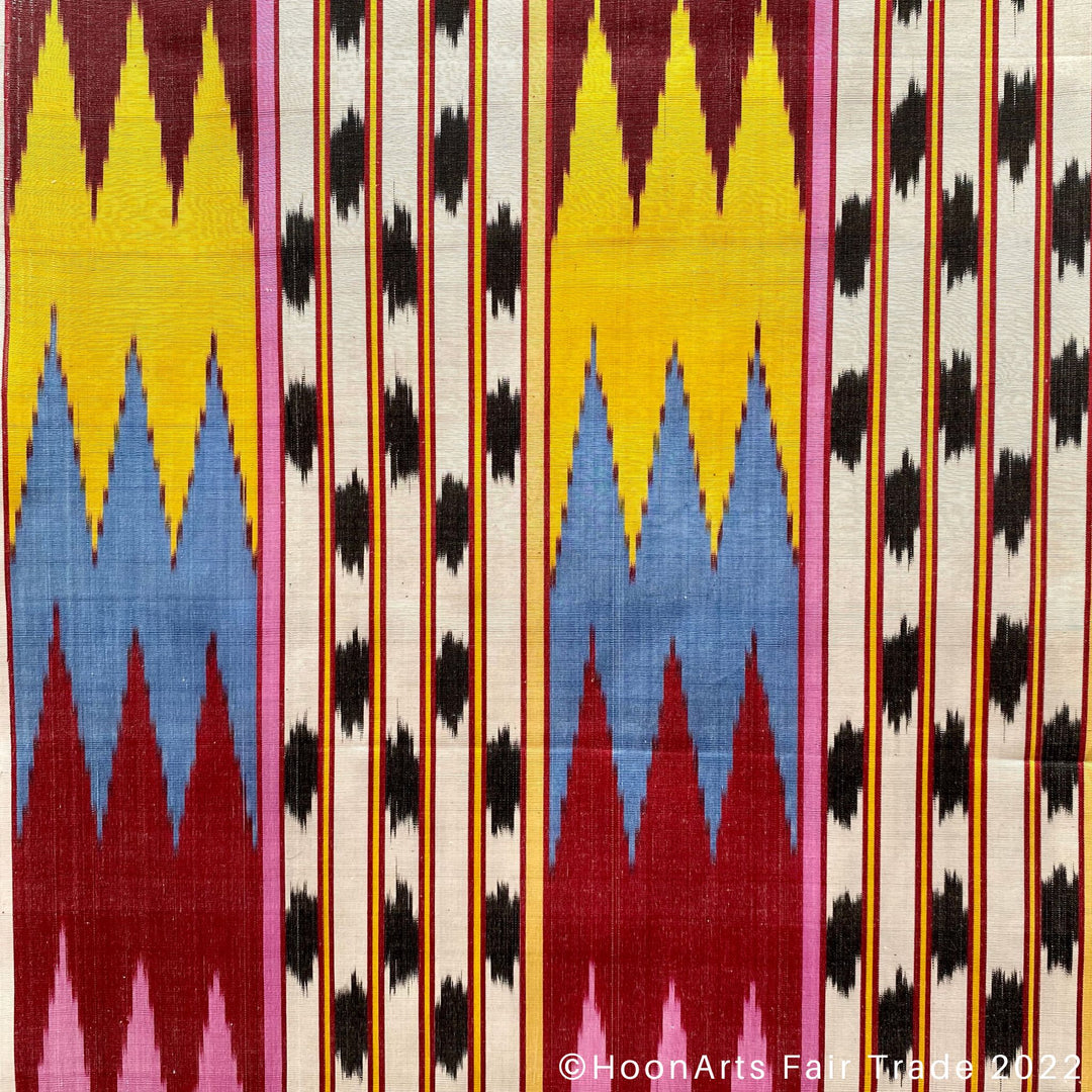 Multicolor Ribbon Pattern Ikat Scarf closeup pattern